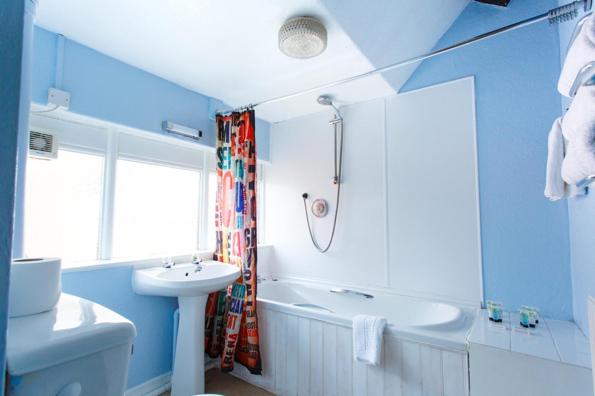 Family En-Suite,1550087770:JPEG